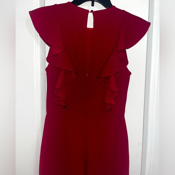 Size small super adorable romper, it’s she so DEMURE! 😉 - Picture 4 of 5